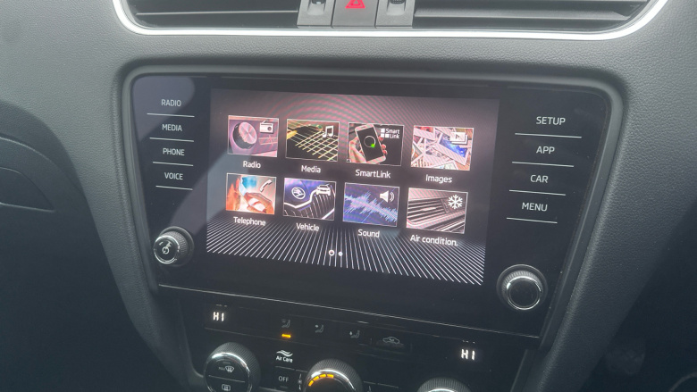 Skoda Octavia 1.5 TSI SE 5dr Petrol Hatchback